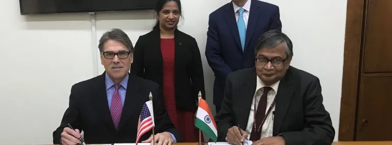 U.S. Energy Secretary Rick Perry and Indian Atomic Energy Secretary Sekhar Fasu sign agreement. 