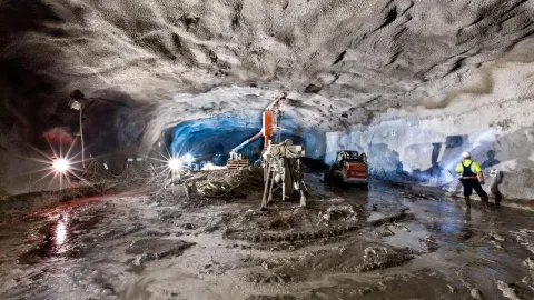 Building out new cavern space for world class science experiments