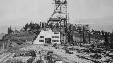Historic photo of Ross headframe.