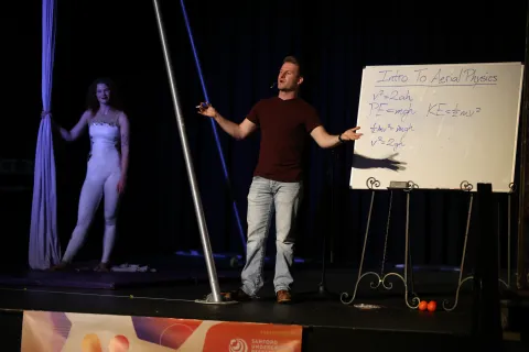 Gavin and the aeralist