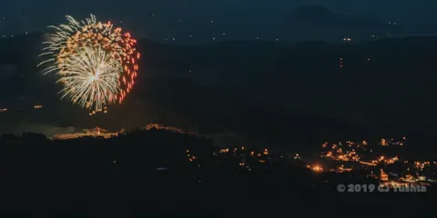 Firework exploding 