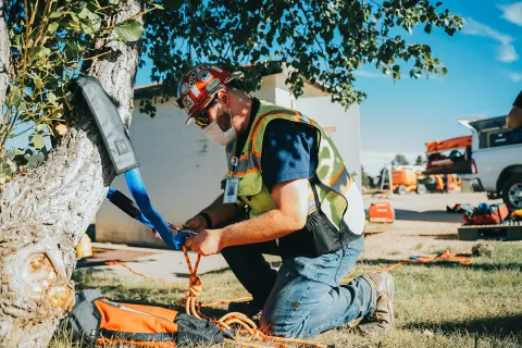 ert team member secures a rope 