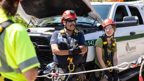 The SURF Emergency Response Team trains on rope rescue 